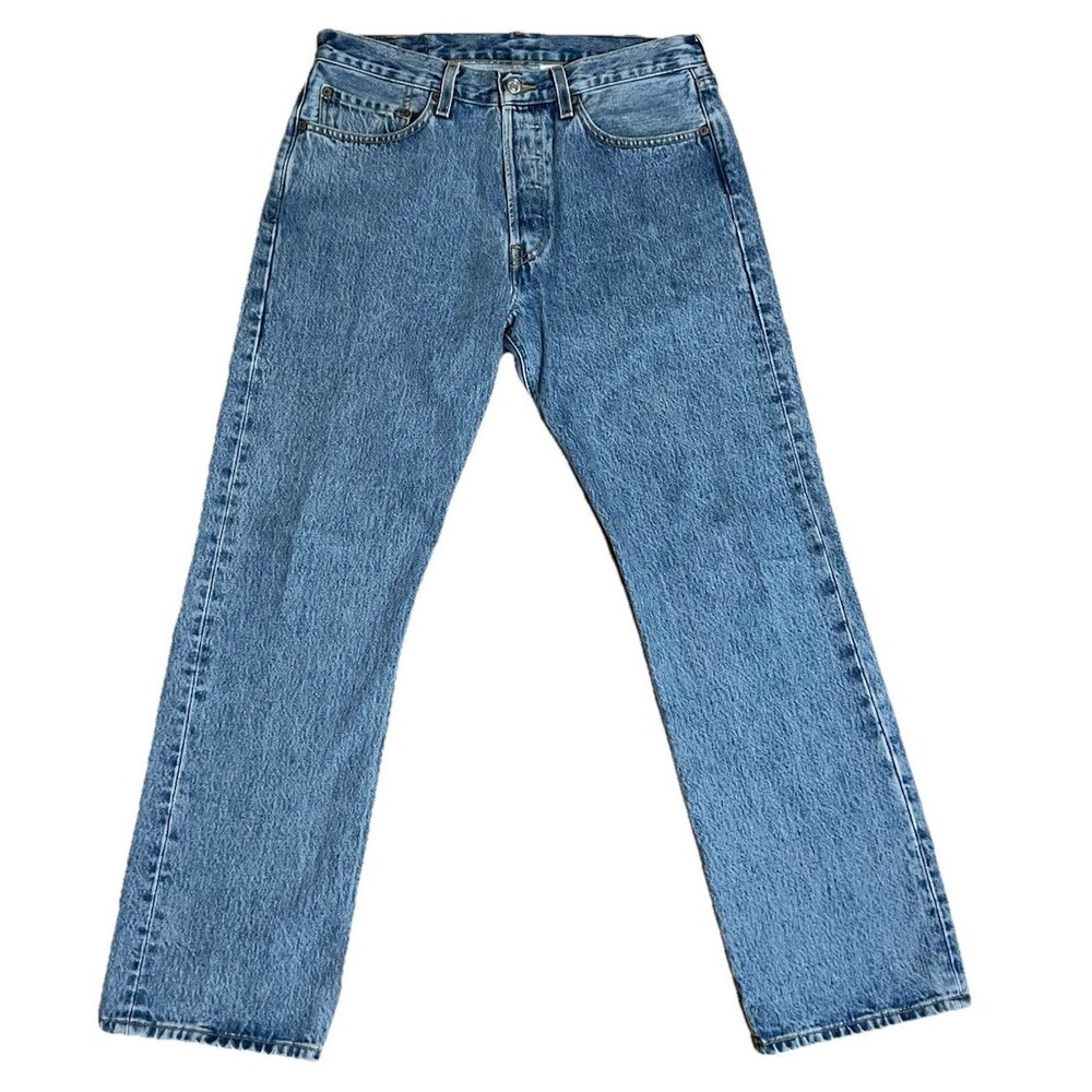 Levi’s 501 Medium Wash Denim Jeans Men’s 32x30 Selvedge Button Fly Straight Leg